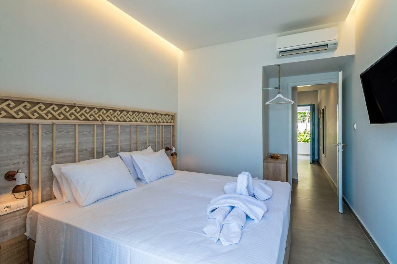 Aparthotel Livikon By The Sea à Chora Sfakion Extérieur photo